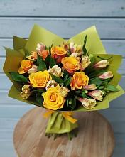 Букет цветов из:  Альстромерии и Розы в Плесецке