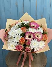 Букет цветов из:  Розы, Герберы и Хризантемы в Плесецке