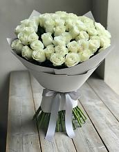 Букет 35 Белых роз в Плесецке