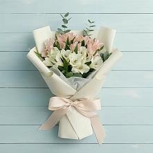 Букет цветов из:  Альстромерии #REPLACE_PRED# Плесецке