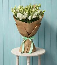 Букет цветов из:  Лизиантусы #REPLACE_PRED# Плесецке