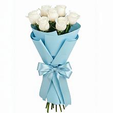 Букет 7 белых роз Проуд в Плесецке