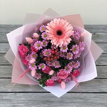 Букет цветов из:  Розы, Герберы и Хризантемы в Плесецке