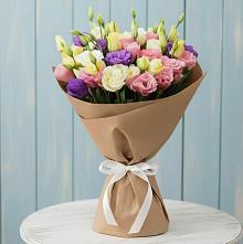 Букет цветов из:  Лизиантусы в Плесецке
